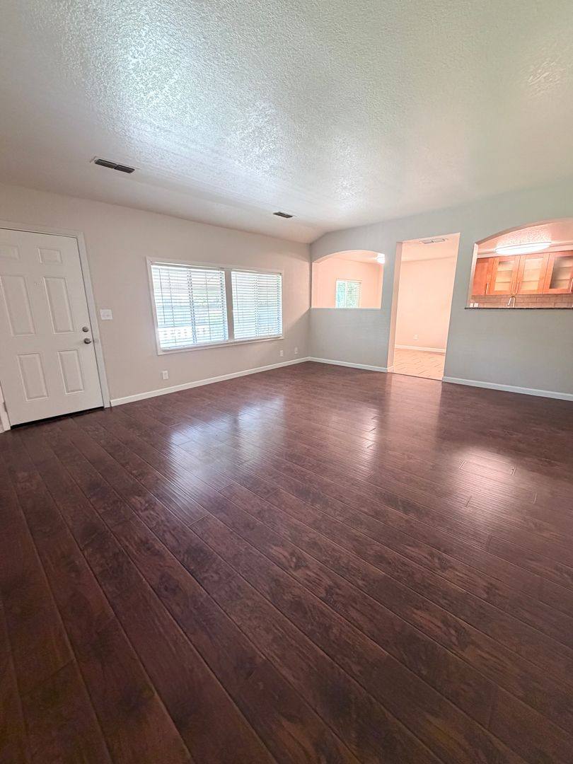 Apartment for rent at 5909-6001 Country Lane, Citrus Heights, CA 95621