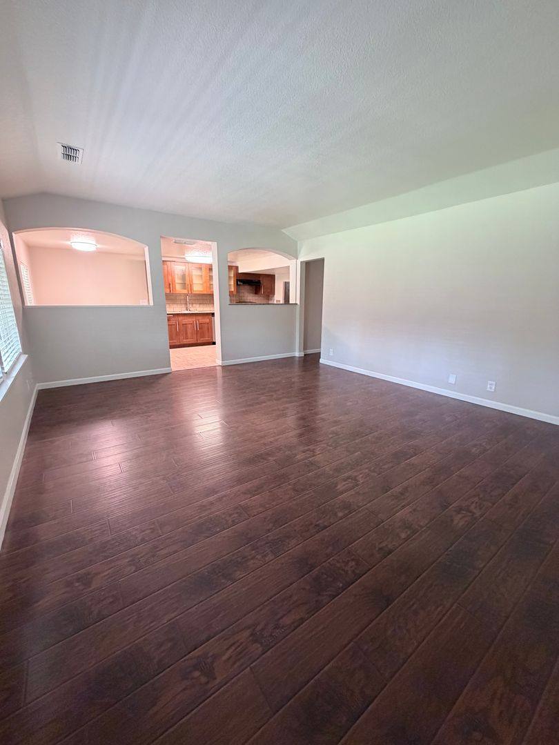 Apartment for rent at 5909-6001 Country Lane, Citrus Heights, CA 95621