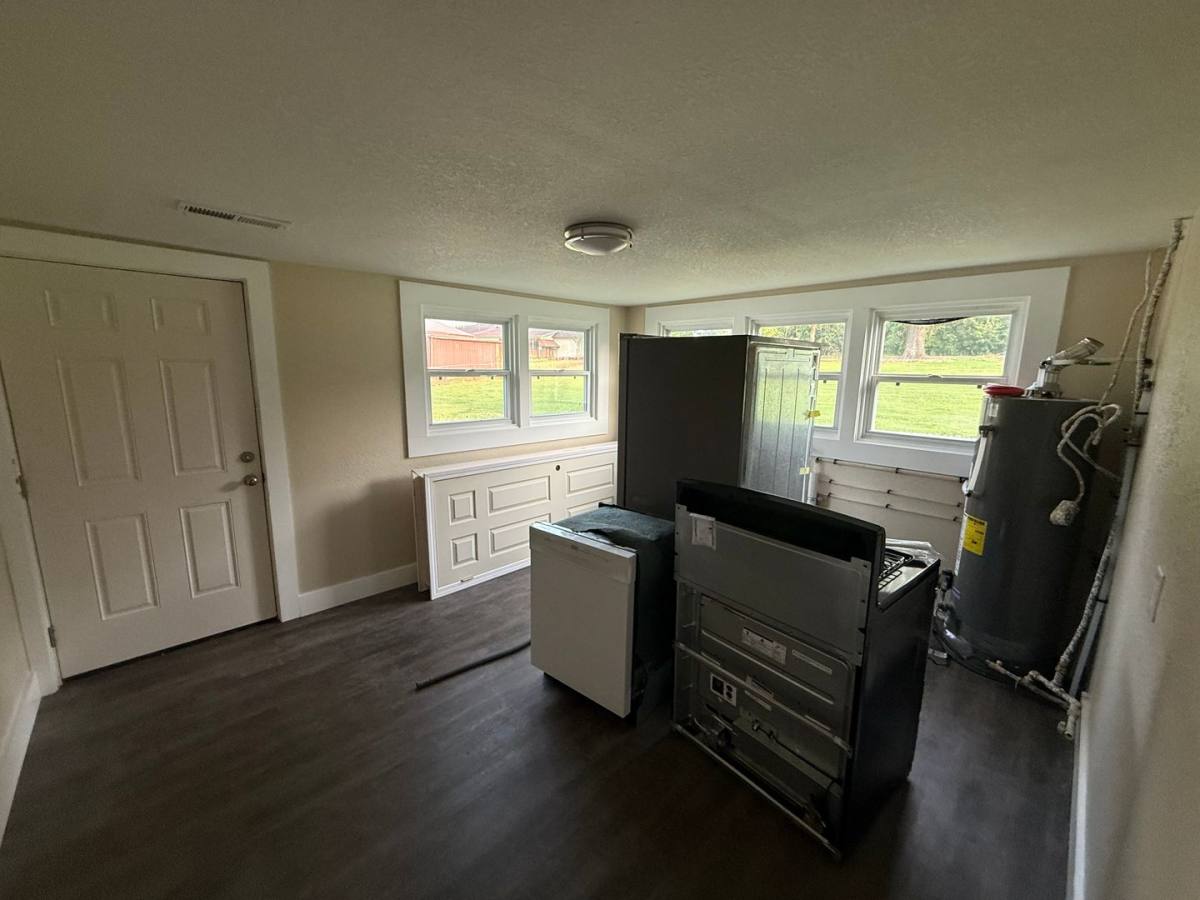 House for rent at 3810 Old Mayfield Rd, Paducah, KY 42003