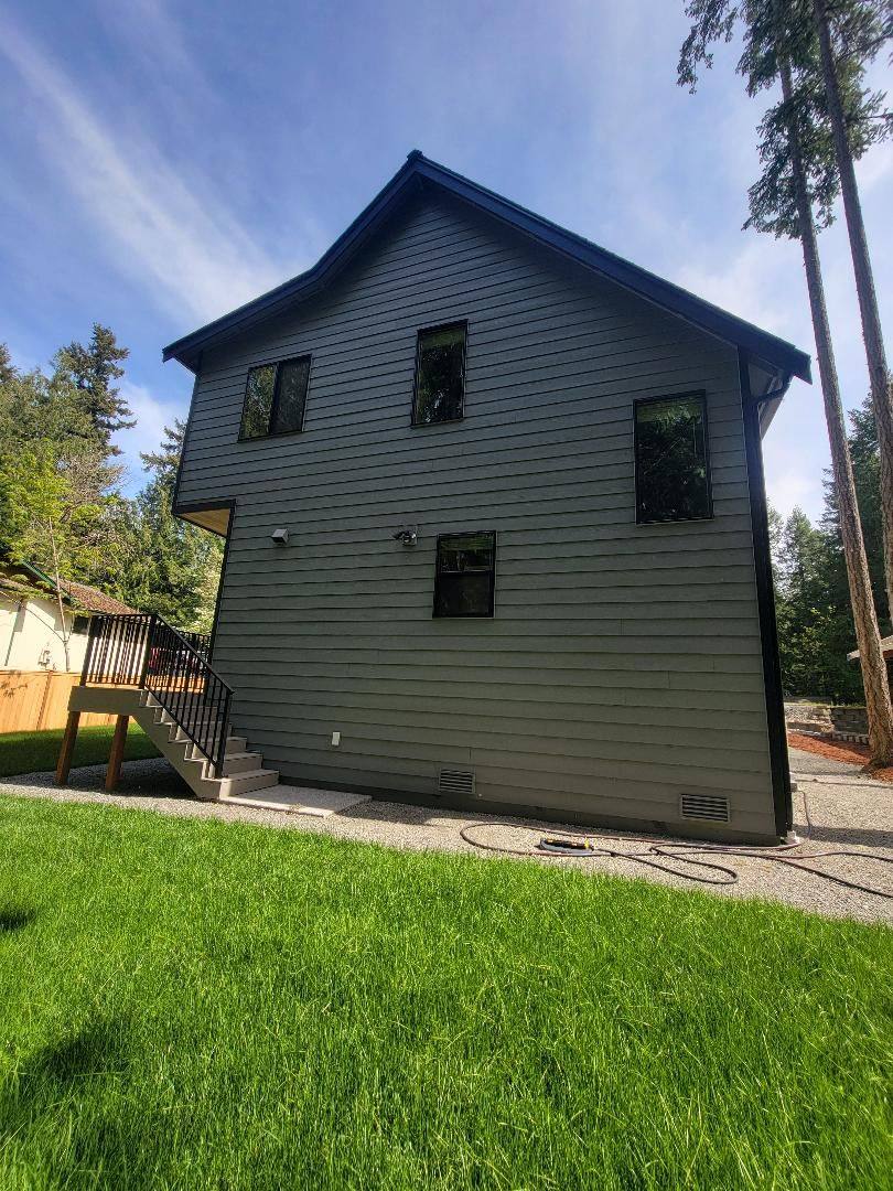 House for rent at 18545 Woodside Dr SE, Yelm, WA 98597