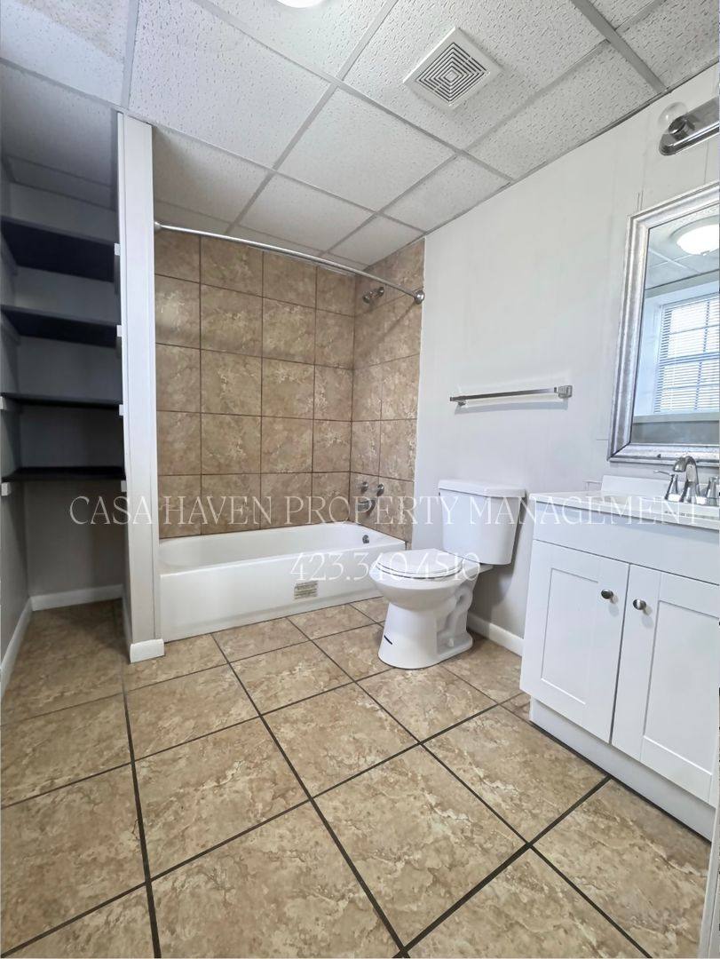 Apartment for rent at 204 E Watauga Ave, Johnson City, TN 37601