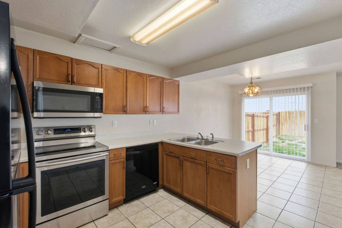 Townhouse for rent at 430 432 Sundance Circle N, Fort Collins, CO 80524