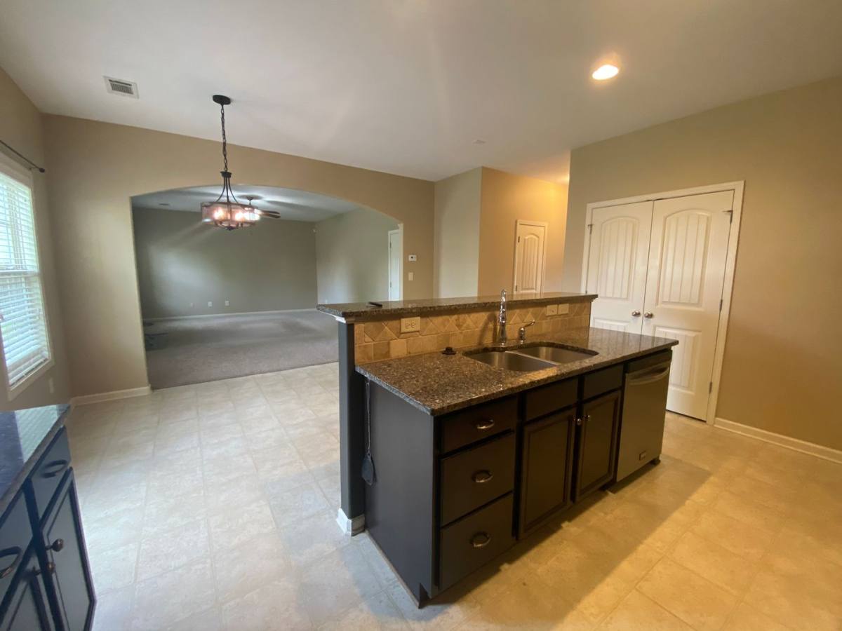 House for rent at 118 Broomsedge Lane, Kathleen, GA 31047