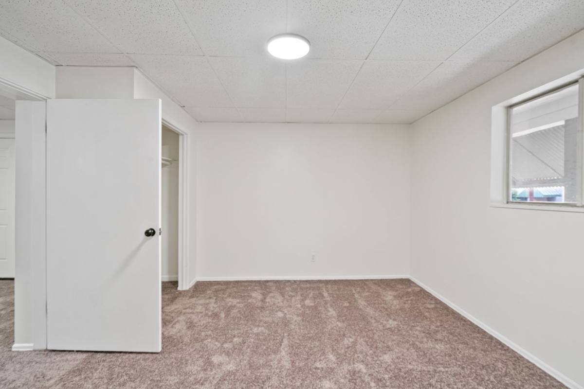 Apartment for rent at 641 6th St, Pitcairn, PA 15140