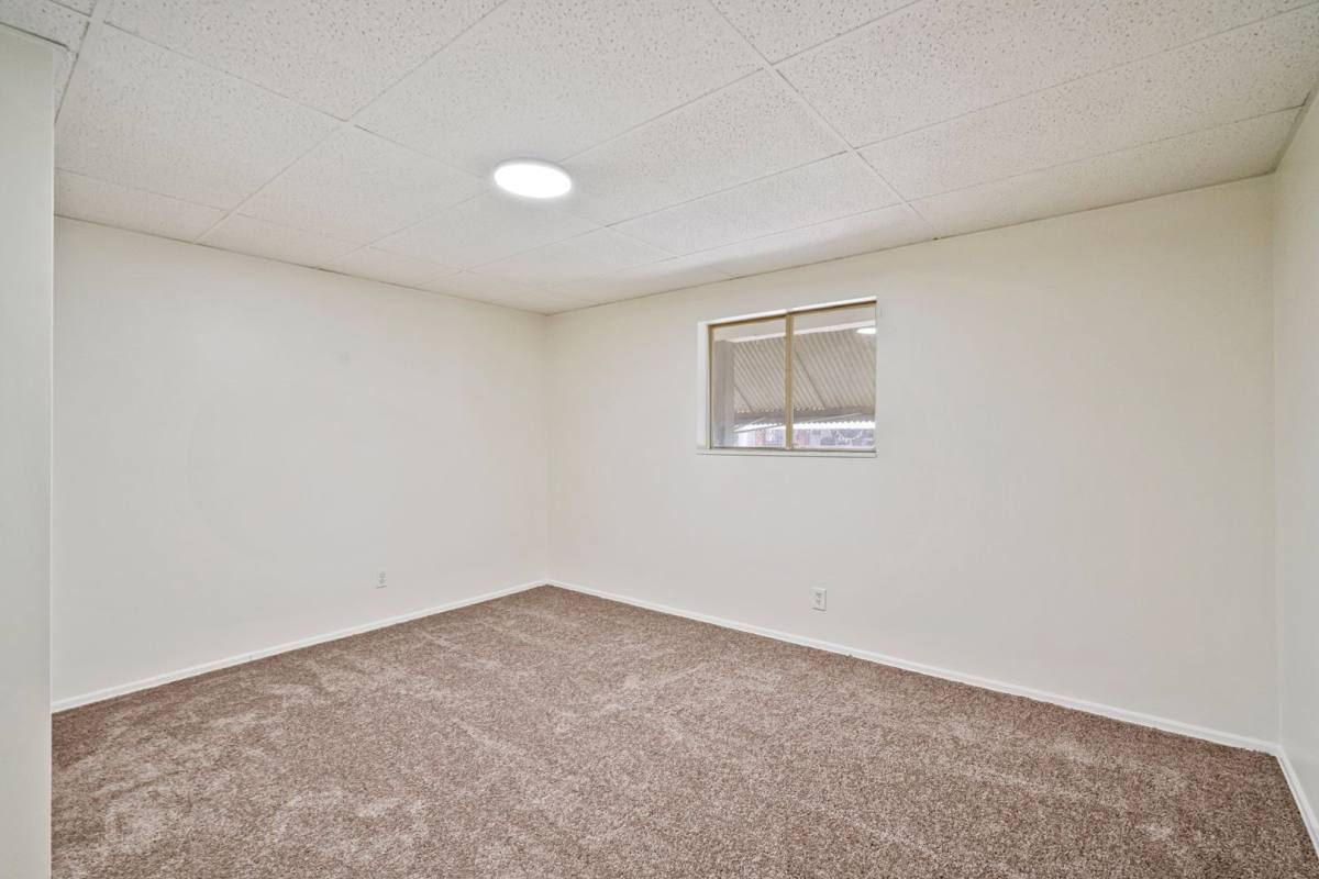 Apartment for rent at 641 6th St, Pitcairn, PA 15140