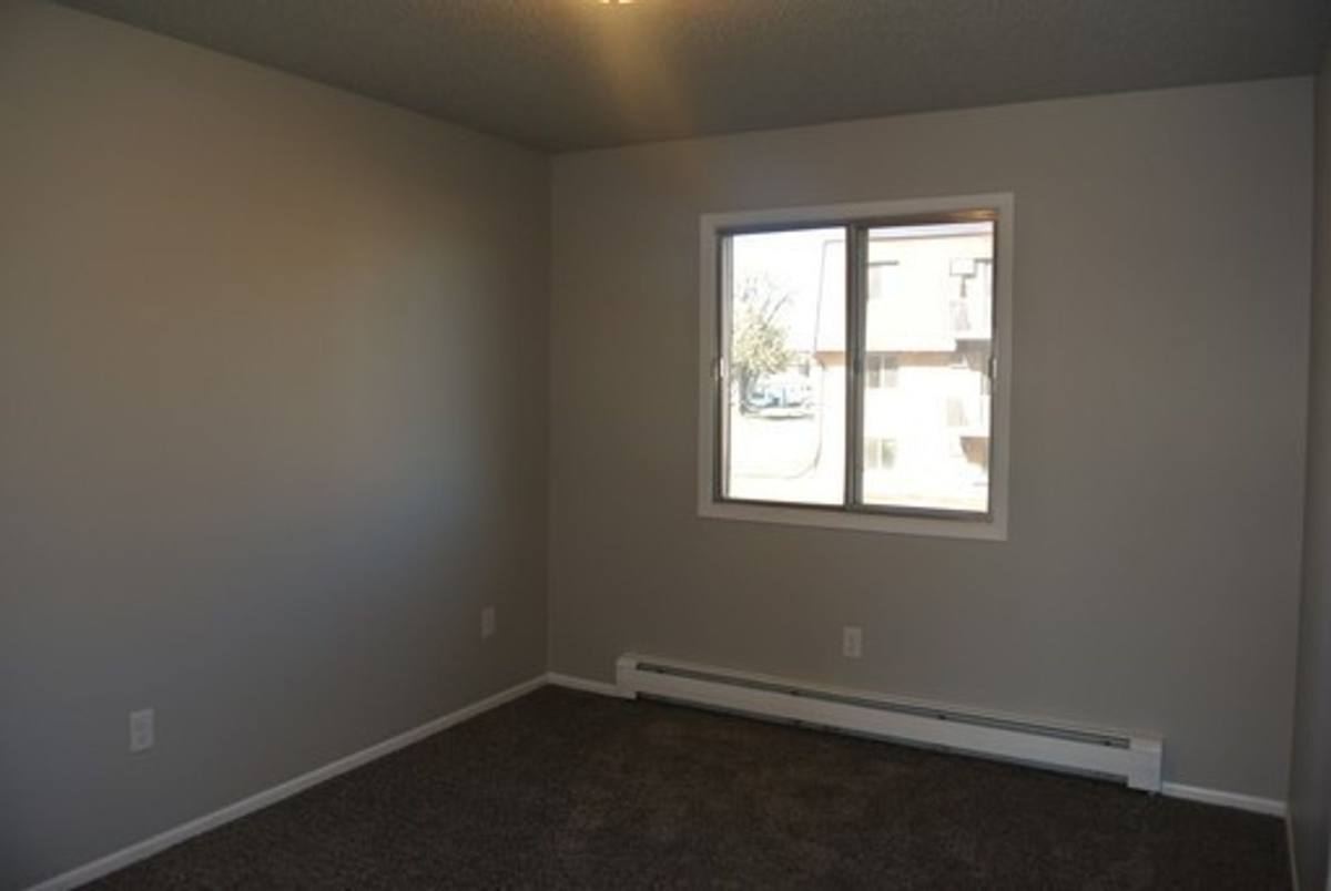 Apartment for rent at 2612 4th St NW, Minot, ND 58703