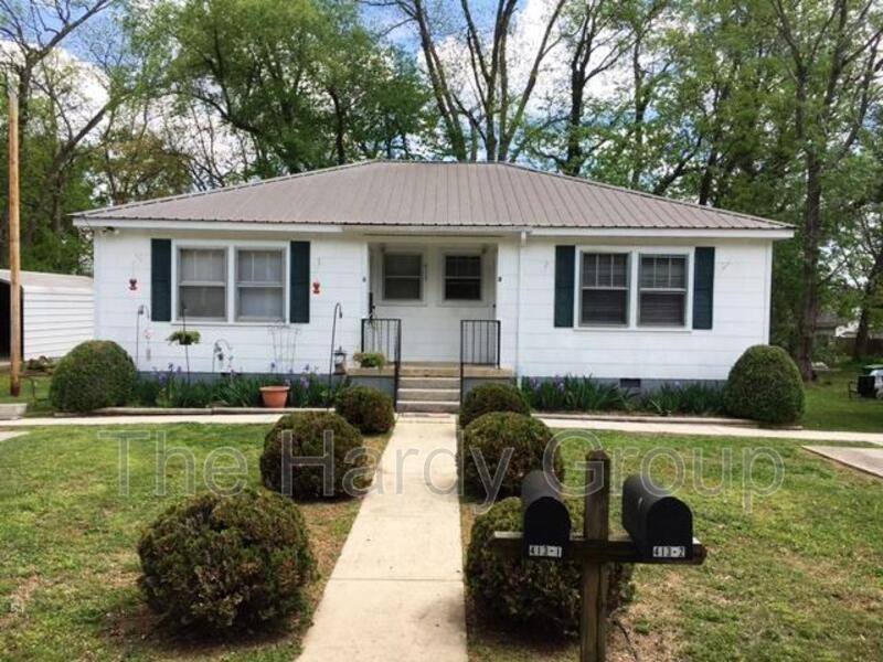 Apartment for rent at 413-2 3rd Ave NW, Winchester, TN 37398