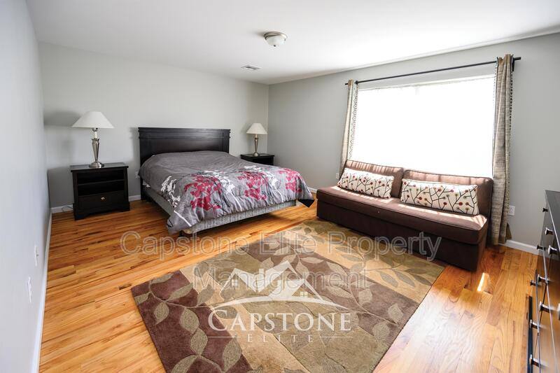 Apartment for rent at 255-257 Nj Railroad Ave #2-3 Master, Newark, NJ 07105