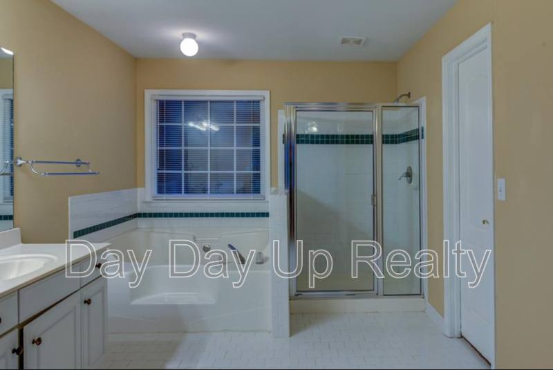 House for rent at 1429 Oglethorpe Dr, Suwanee, GA 30024