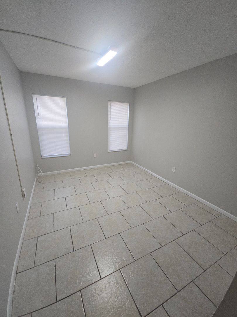 Apartment for rent at 401 W Florida Ave, Haines City, FL 33844