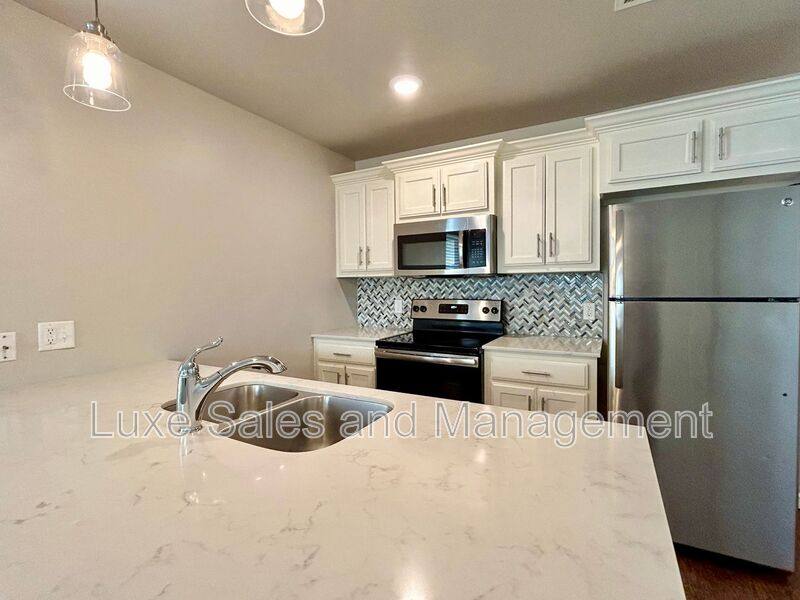 House for rent at 11508 N Lincoln Blvd, Oklahoma City, OK 73114