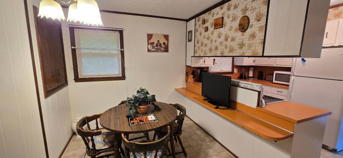 House for rent at 2735 Tablerock Rd, Lenoir, NC 28645