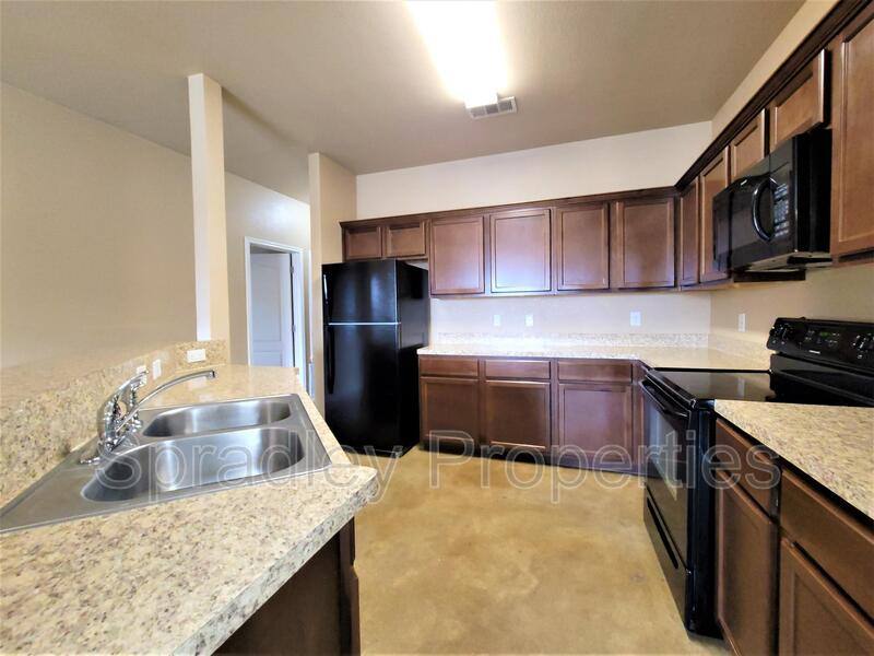 Apartment for rent at 4873A Deep Dr, Temple, TX 76502
