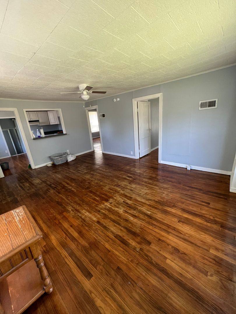 House for rent at 510 W 5th St, Benton, IL 62812