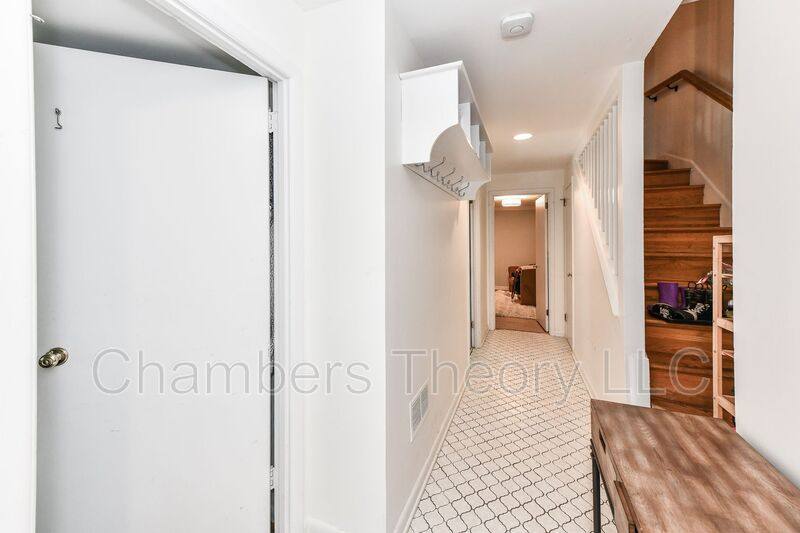House for rent at 2112 Military Rd, Arlington, VA 22207