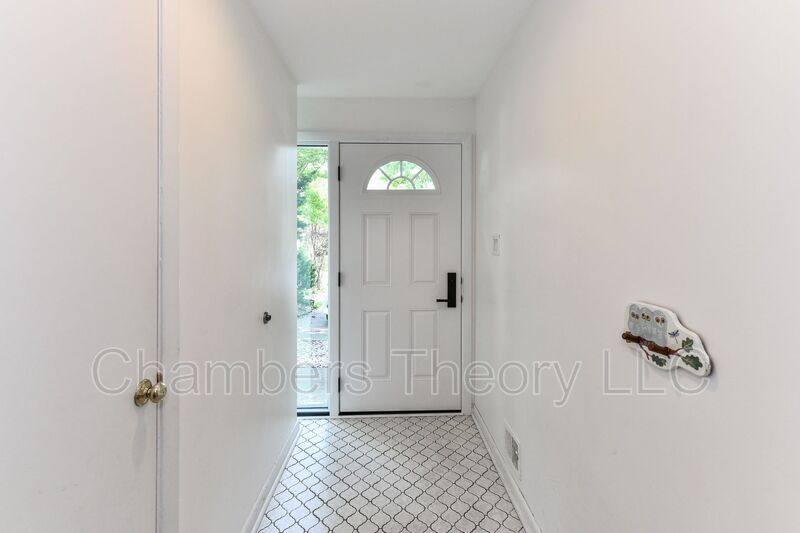 House for rent at 2112 Military Rd, Arlington, VA 22207