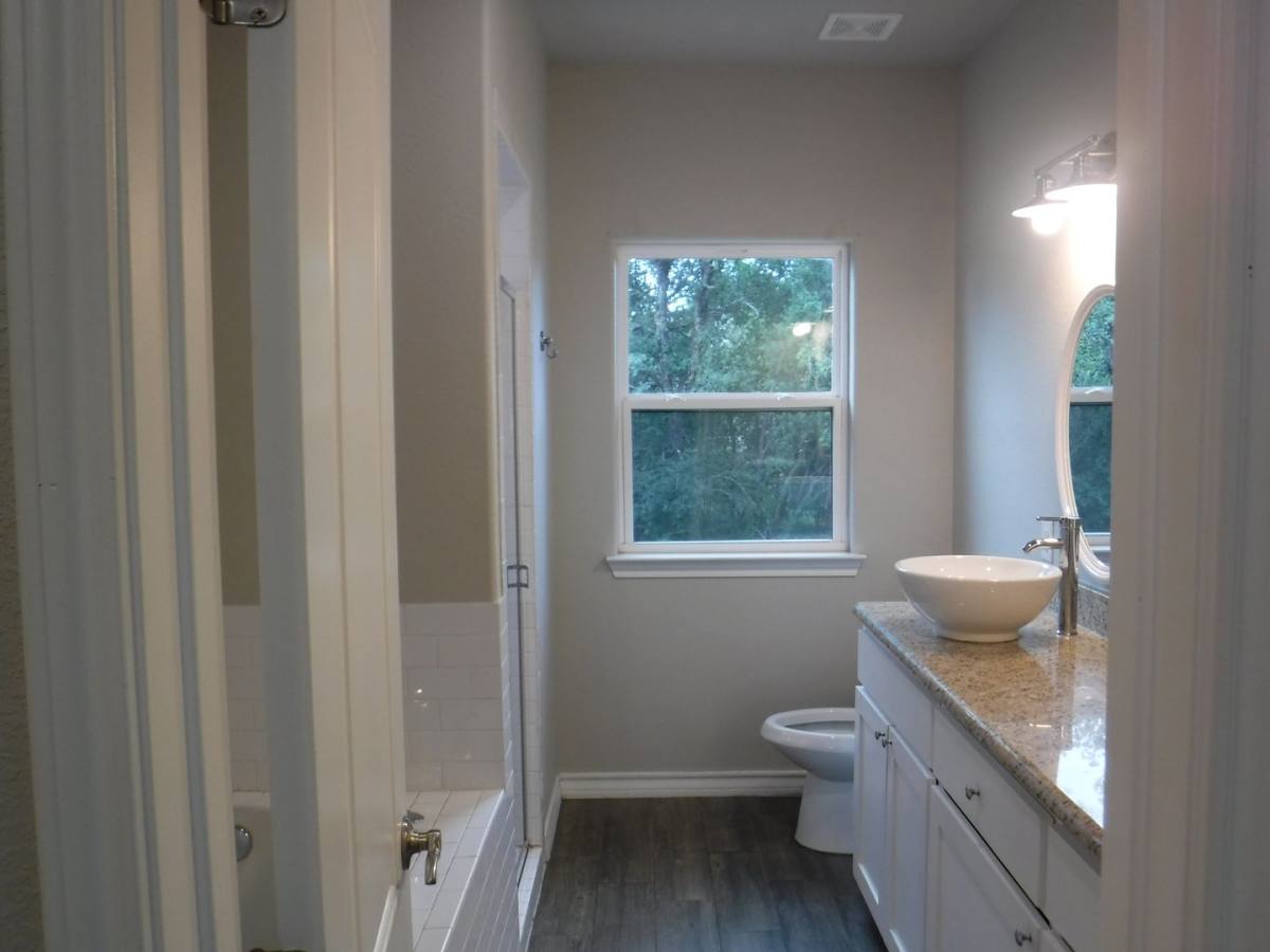 House for rent at 1506 Packsaddle Trail, Kingsland, TX 78639