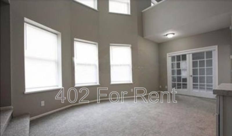 Apartment for rent at 210 S 24th St #402, Omaha, NE 68102
