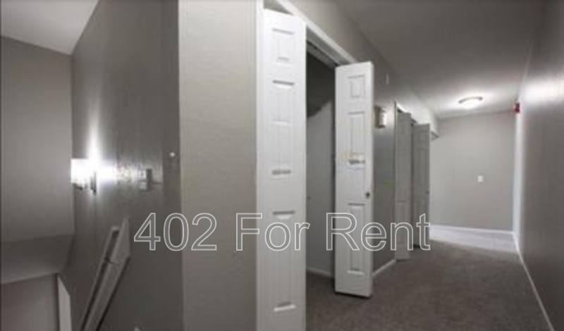 Apartment for rent at 210 S 24th St #402, Omaha, NE 68102
