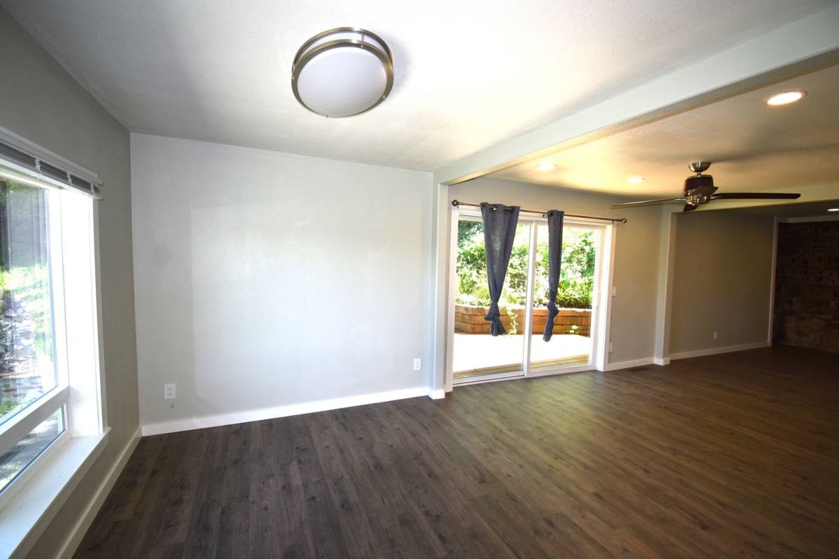 House for rent at 157 Holloway Heights, Brownsville, OR 97327