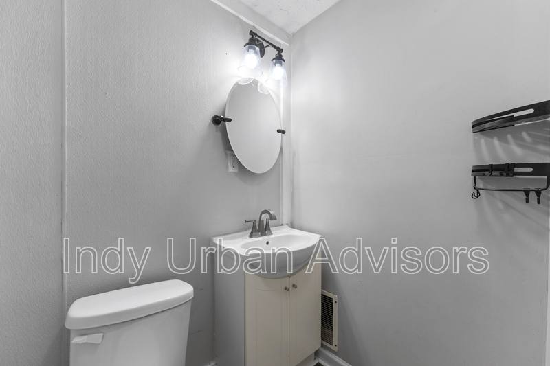 House for rent at 903 N Tuxedo St, Indianapolis, IN 46201