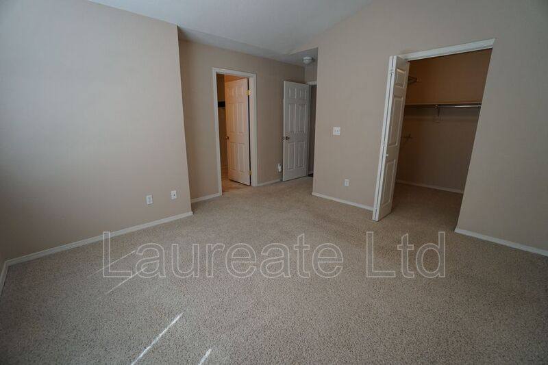 Townhouse for rent at 6510 Silver Mesa Dr E, Littleton, CO 80130