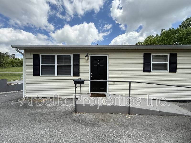 Apartment for rent at 410 Erwin Highway 2, Greeneville, TN 37745