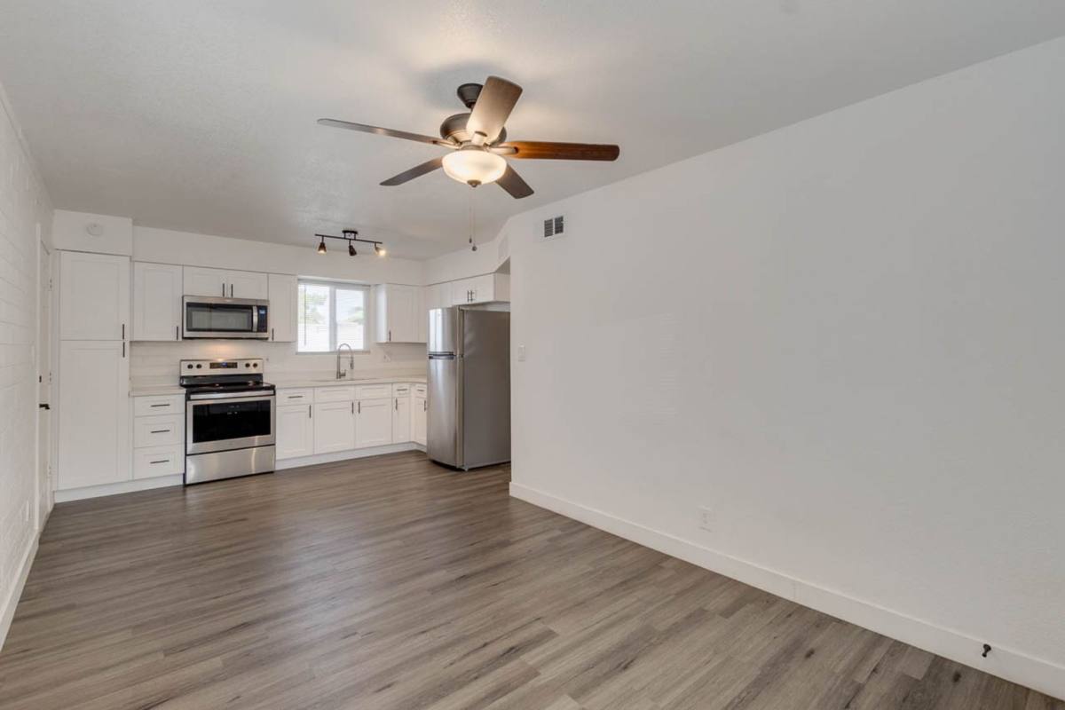 Apartment for rent at 4218 N 17th St, Phoenix, AZ 85016