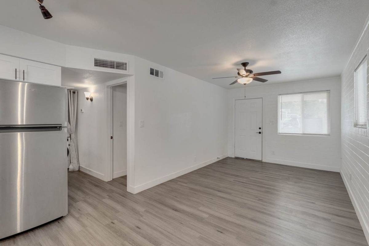 Apartment for rent at 4218 N 17th St, Phoenix, AZ 85016