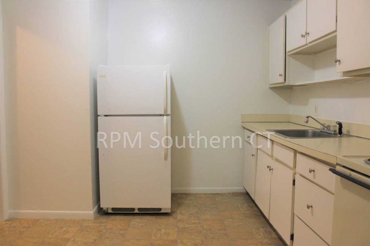 Condo for rent at 1730 State St, Hamden, CT 06514