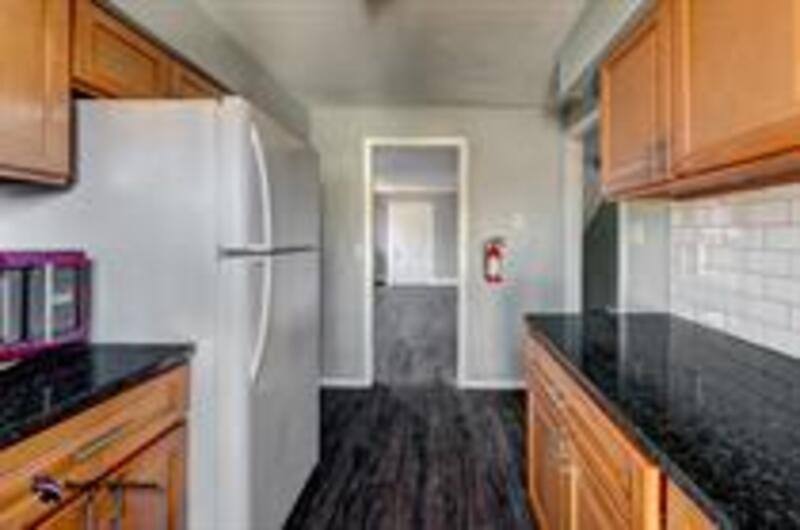 Apartment for rent at 255 W Union St #B, Burlington, NJ 08016