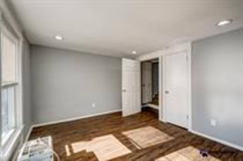 Apartment for rent at 255 W Union St #B, Burlington, NJ 08016