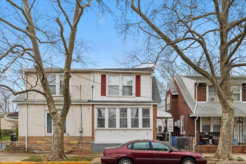 Apartment for rent at 255 W Union St #B, Burlington, NJ 08016
