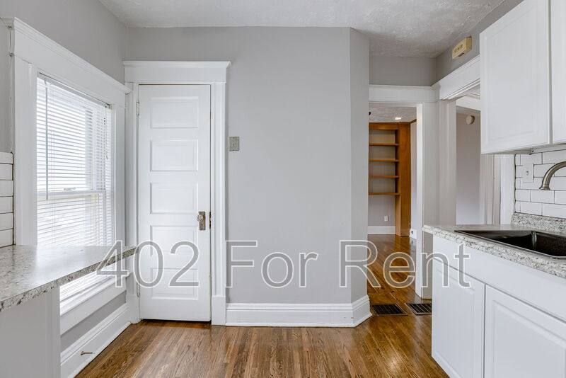 Apartment for rent at 115 S 38th St #3, Omaha, NE 68131