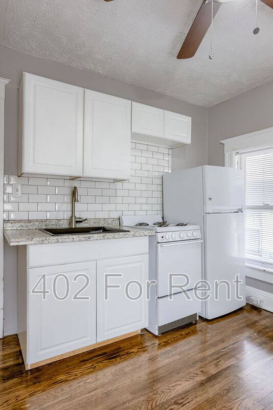 Apartment for rent at 115 S 38th St #3, Omaha, NE 68131