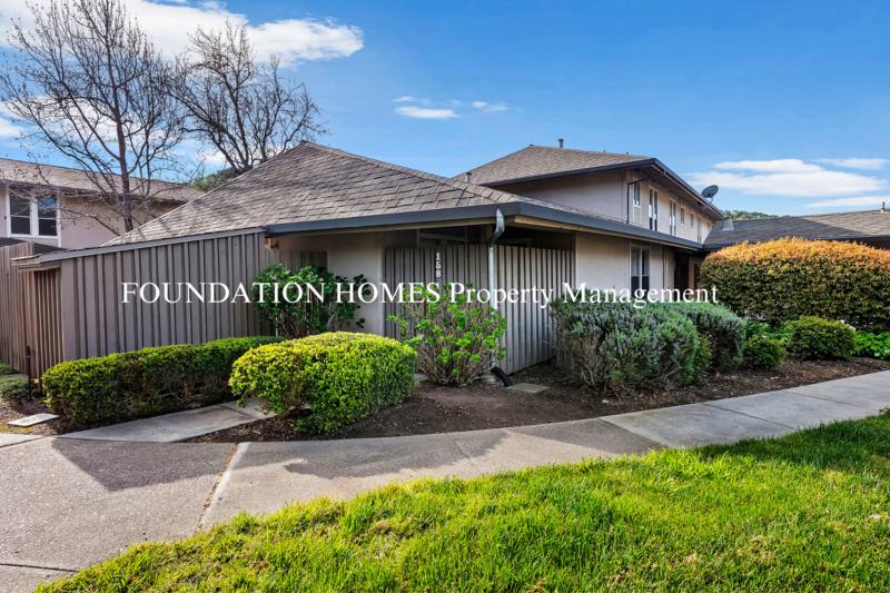 Condo for rent at 158 Roundtree Blvd, San Rafael, CA 94903