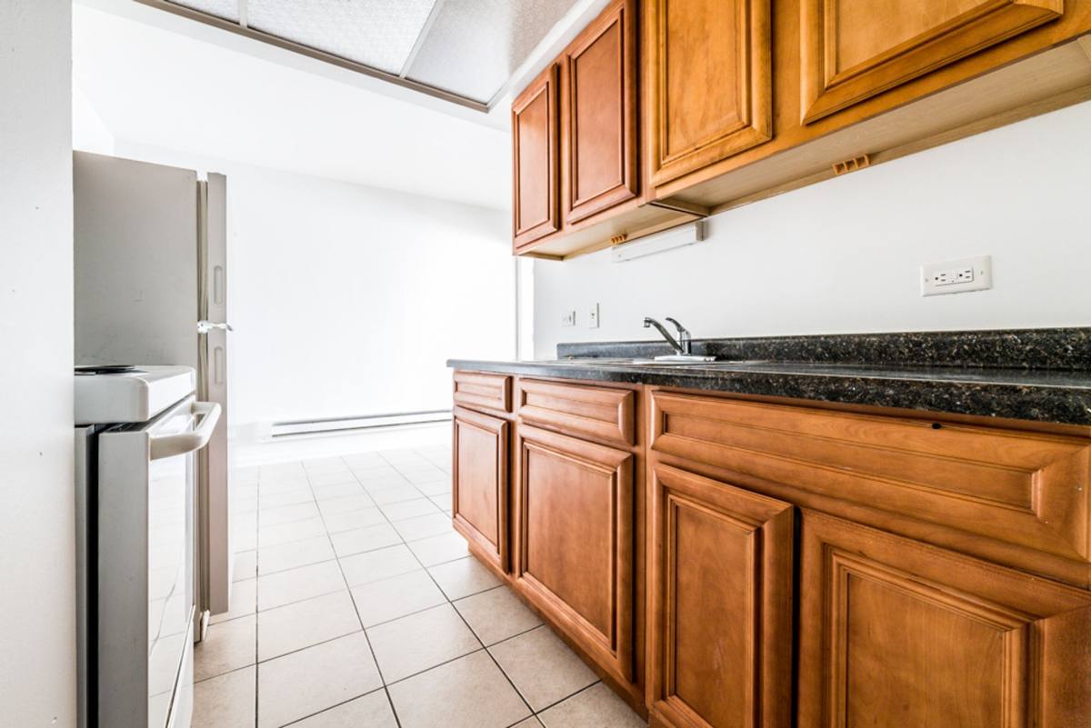 Apartment for rent at 2115 S 4th Ave, Maywood, IL 60153
