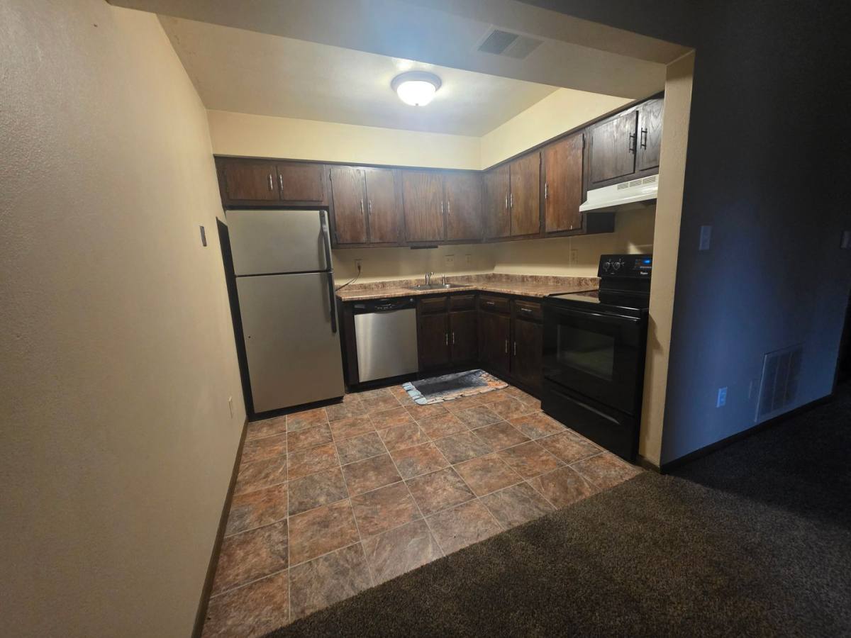 Apartment for rent at 3609 Joan Dr, Waterloo, IA 50702