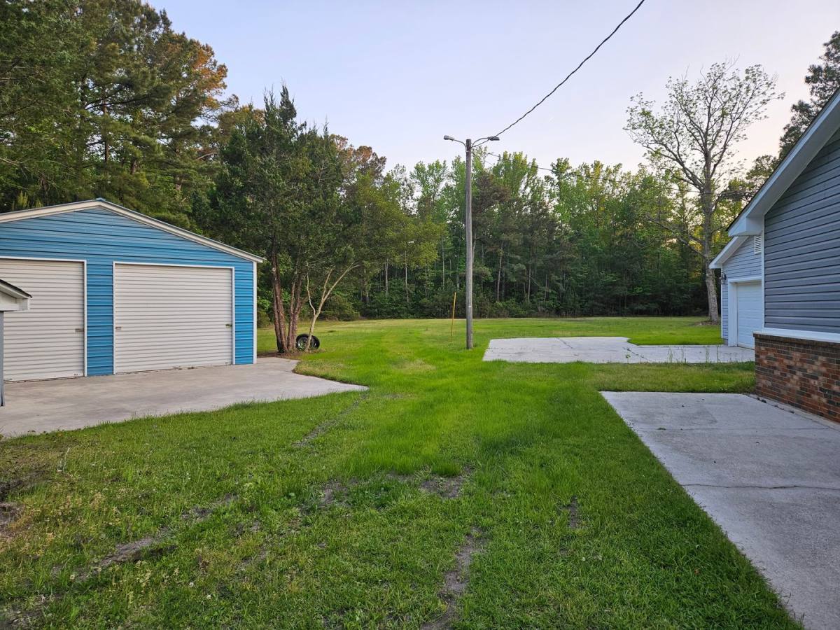 House for rent at 770 Harrison Creek Rd, Hampstead, NC 28443