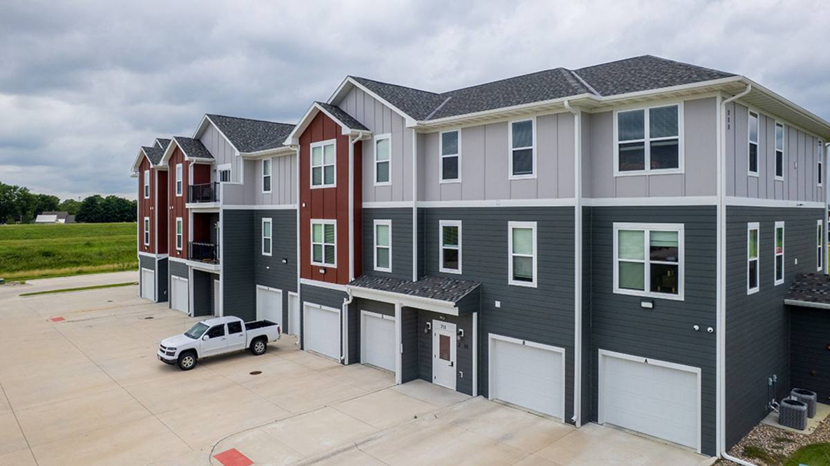 Townhouse for rent at 713 Legacy Dr, Norfolk, NE 68701