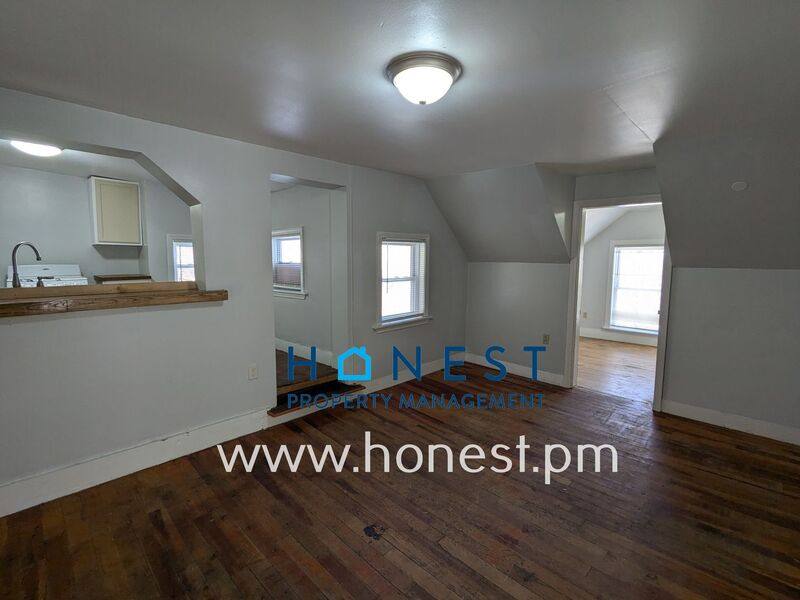 Apartment for rent at 36 Prospect St #2, Augusta, ME 04330