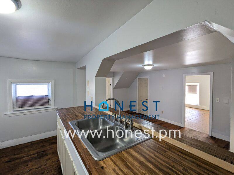 Apartment for rent at 36 Prospect St #2, Augusta, ME 04330