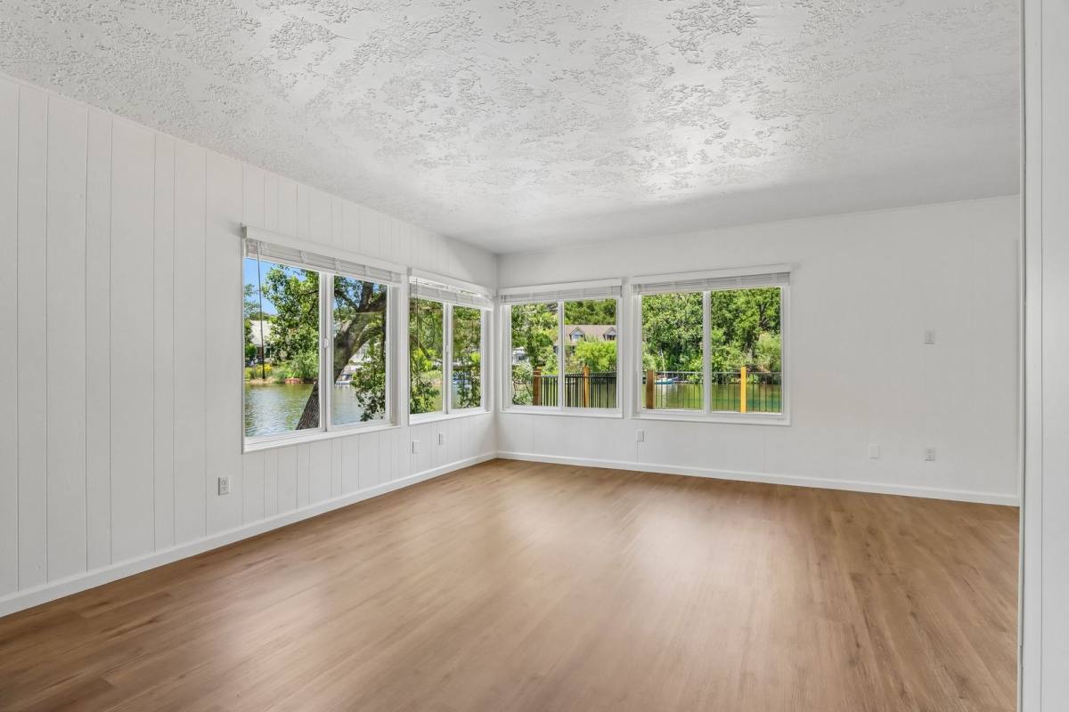 House for rent at 29311 S Lakeshore Dr, Agoura Hills, CA 91301