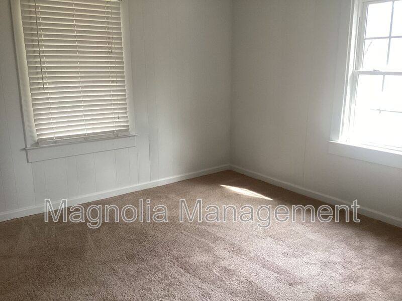 House for rent at 234 Davis St, Henderson, NC 27536