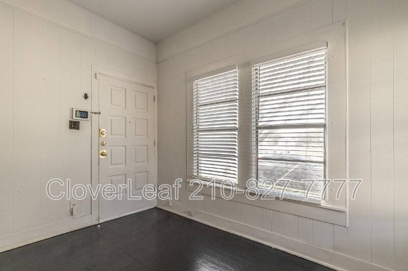 House for rent at 323 Barrera St, San Antonio, TX 78210
