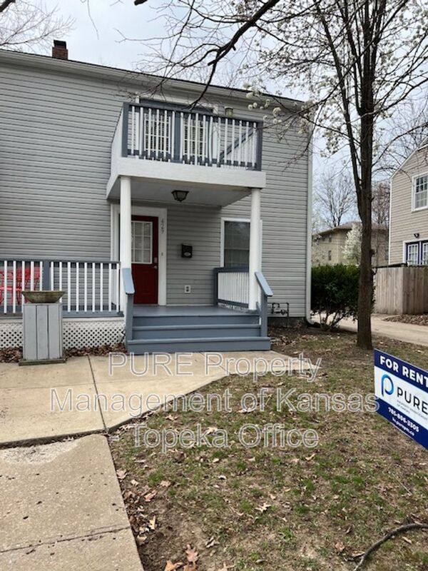 Condo for rent at 429 E 63rd Terrace, Kansas City, MO 64110