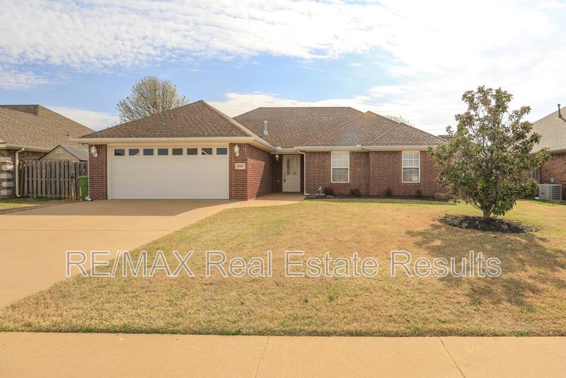 House for rent at 6303 S 37th St, Rogers, AR 72758