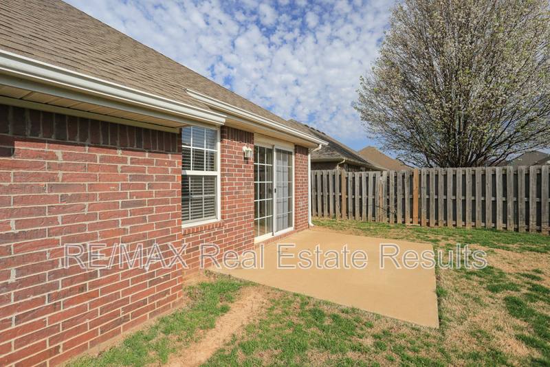 House for rent at 6303 S 37th St, Rogers, AR 72758