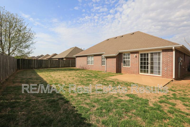 House for rent at 6303 S 37th St, Rogers, AR 72758