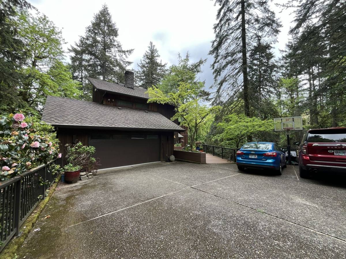 House for rent at 2654 SW Fairmount Blvd, Portland, OR 97239